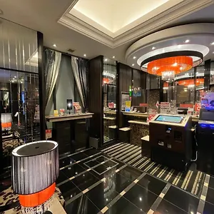 Apa Ginza Kyobashi Eki Yaesu Minamiguchi *** Tokio